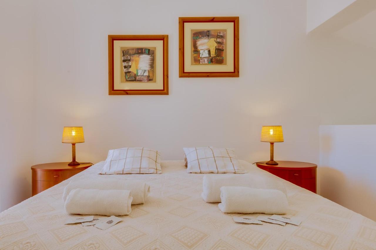 Small Villa 4Pax -Shared Pool @ Homesbyfc Albufeira Extérieur photo