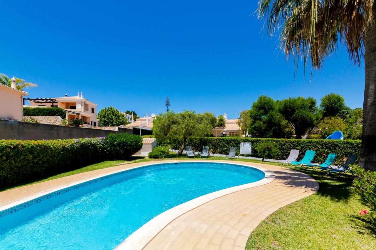 Small Villa 4Pax -Shared Pool @ Homesbyfc Albufeira Extérieur photo