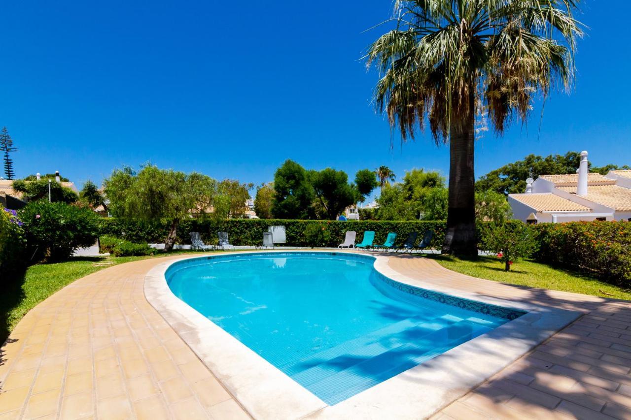 Small Villa 4Pax -Shared Pool @ Homesbyfc Albufeira Extérieur photo