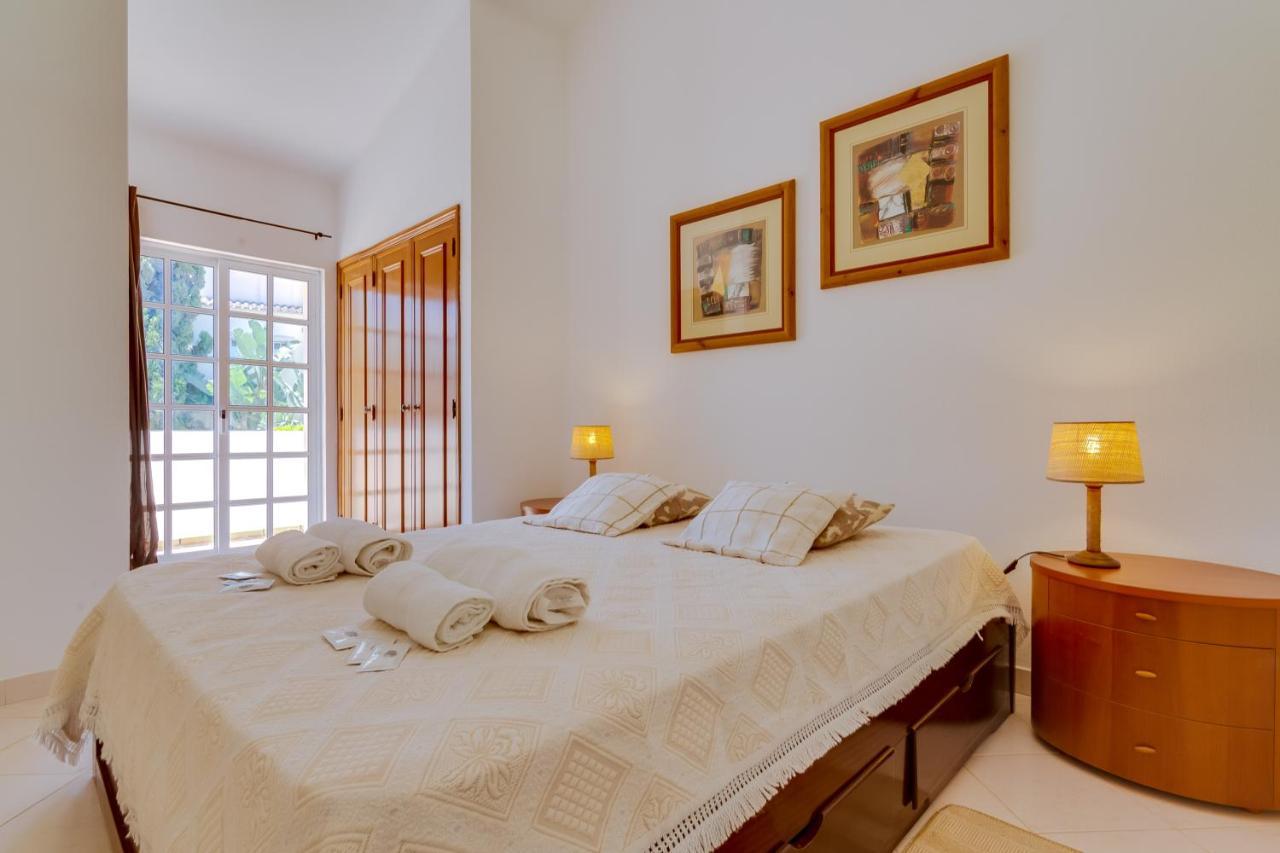 Small Villa 4Pax -Shared Pool @ Homesbyfc Albufeira Extérieur photo